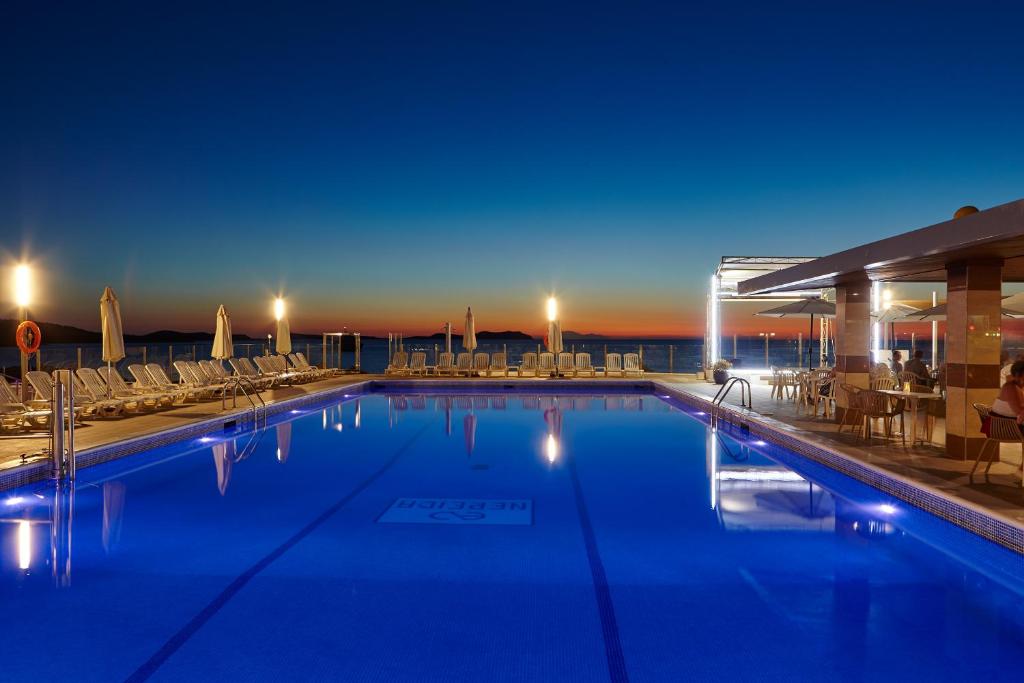 Aparthotel Nereida photo 3