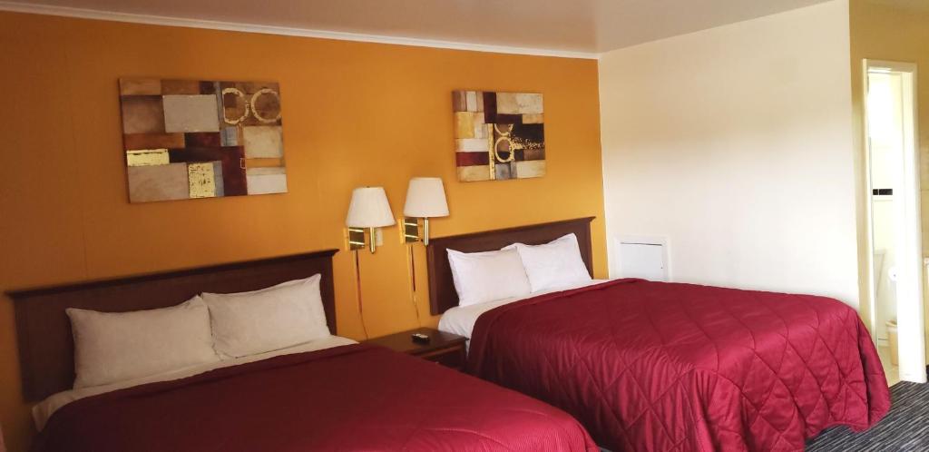 Super 7 Motel photo 3