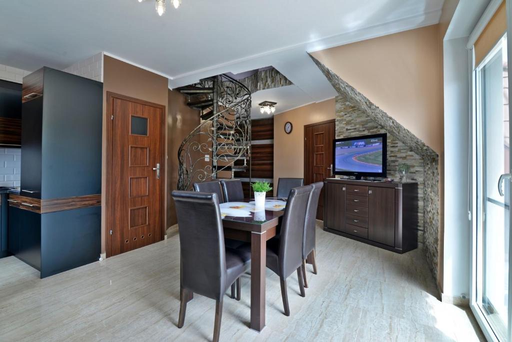 APARTAMENT PIOTR i PAWEŁ 8 os KRYNICA MORSKA DELUXE 2 poziomy photo 3