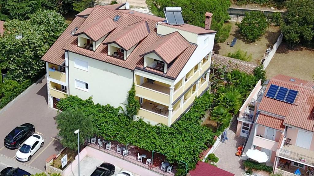Villa Monsena photo 2
