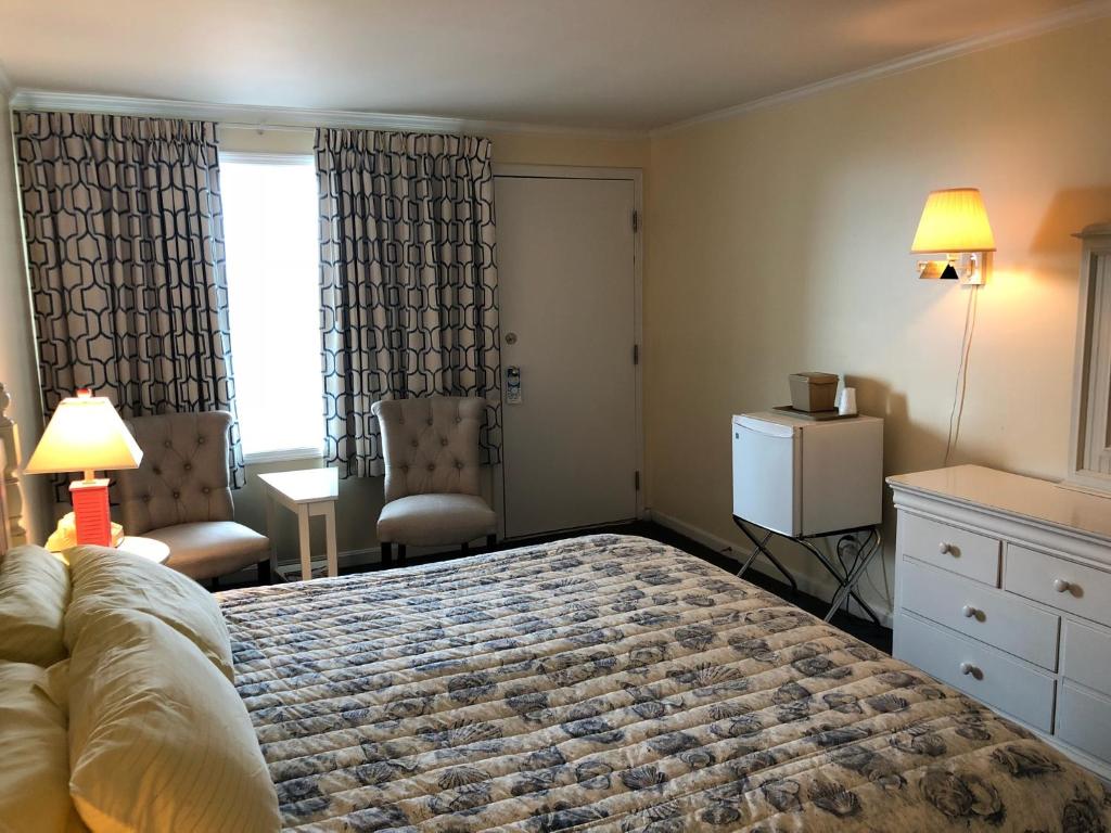 Adams Ocean Front Resort photo 4