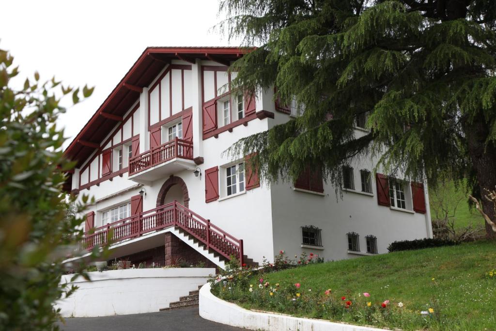 Gure Lana photo 1