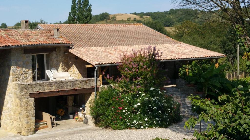Gite complex near Mirepoix in the Pyrenees photo 2