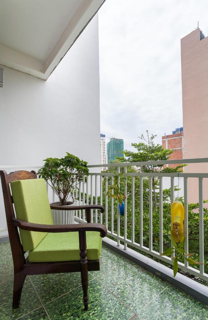 Full House 5 Bedroom Vacations - Near My Khe Beach.