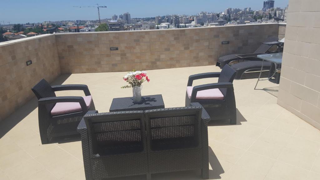 Penthouse In The City photo 4