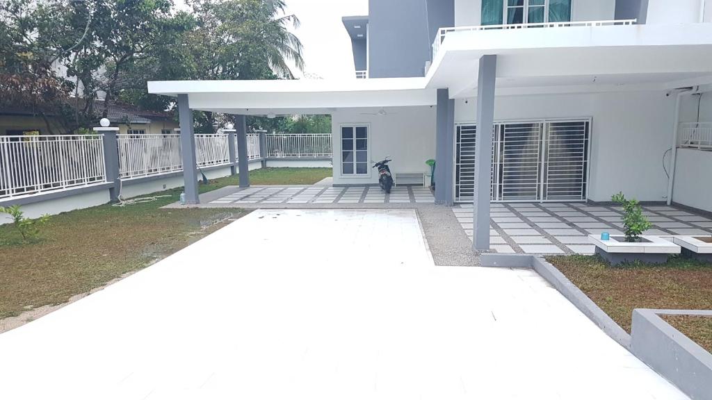 D'Bangi Villa photo 1