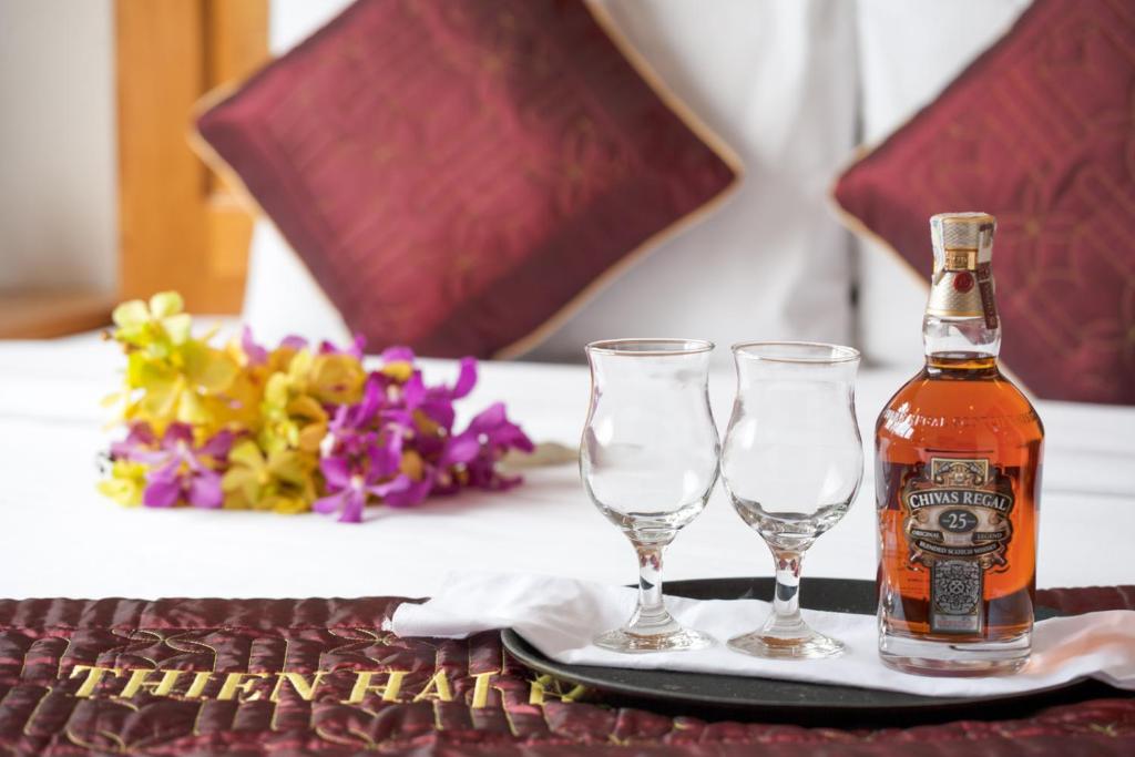 Двухместный (Улучшенный двухместный номер с 1 кроватью), Thien Hai Hotel