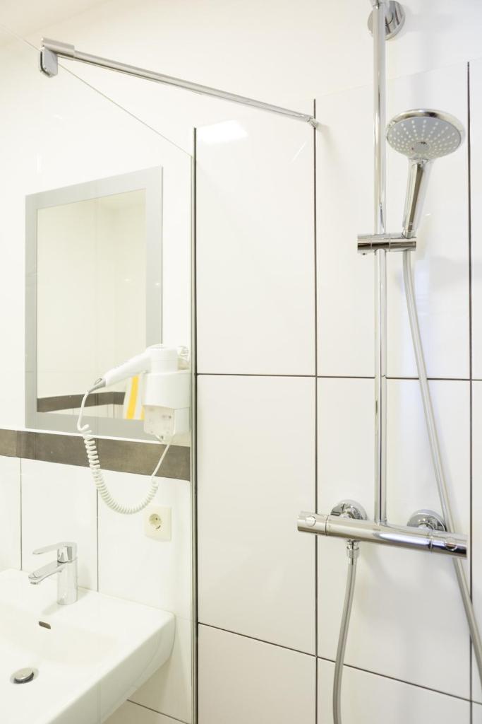 Двухместный (Double Room for single use with street view), Hotel Garni Lehenerhof