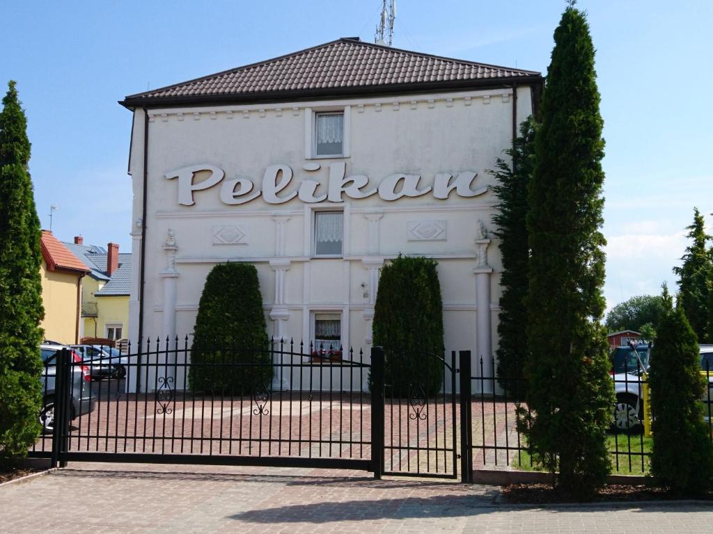 Pelikan I