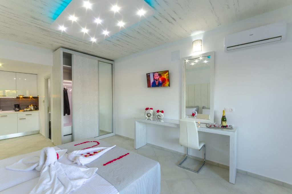 FTELIA LUXURY STUDIO ''QUATTRO'' photo 2