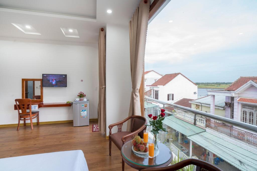 Lantern Riverside Hoi An