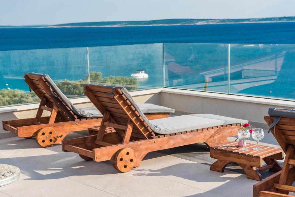 Luxury penthouse photo 3