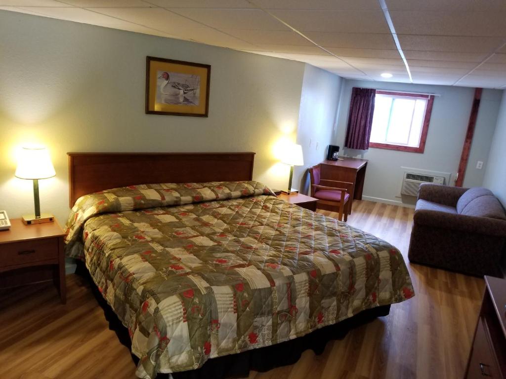 Wolds Motel - Mt. Pleasant image