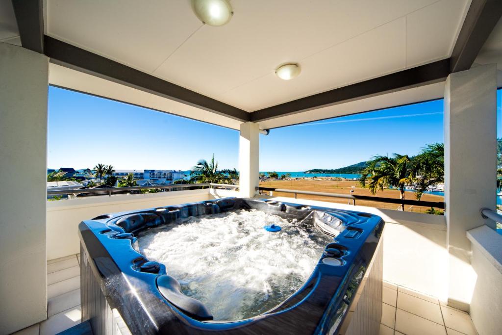 Portside Whitsunday Luxury Holiday Apartments photo 4