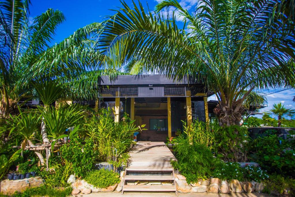 Palm Pran Resort photo 3