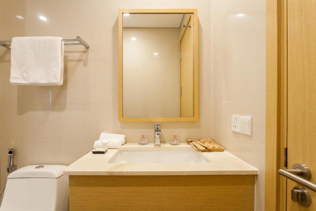 The Ocean Apartment IDCWH B602