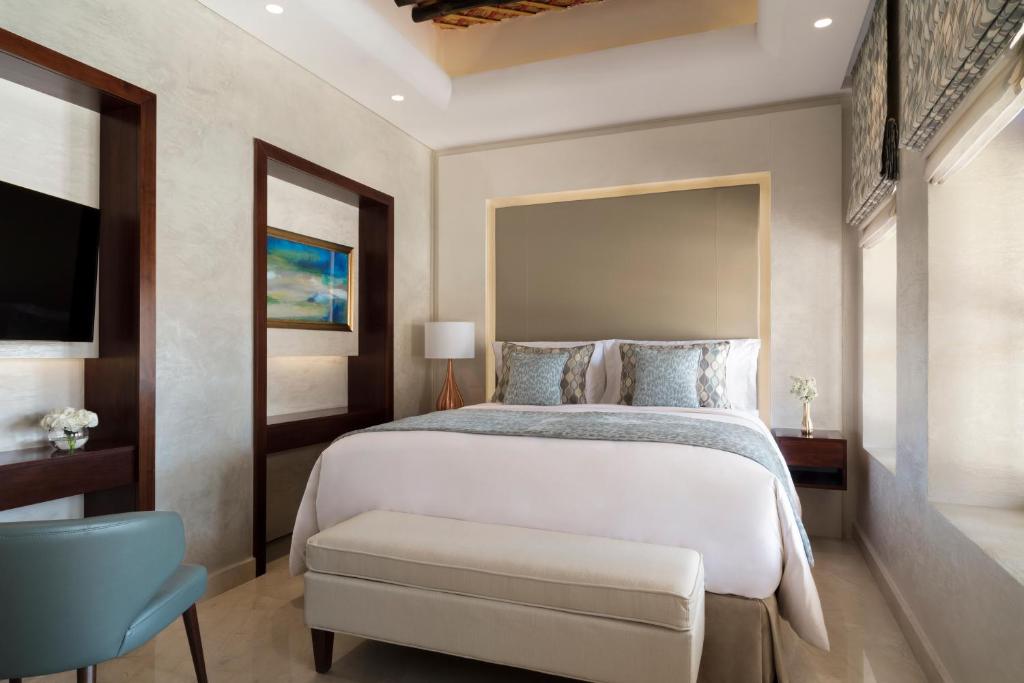 Сьюит (Полулюкс с кроватью размера «king-size»), Souq Al Wakra Hotel Qatar By Tivoli