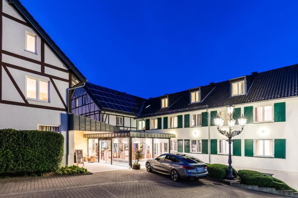 Waldhotel Eskeshof, Dusseldorf