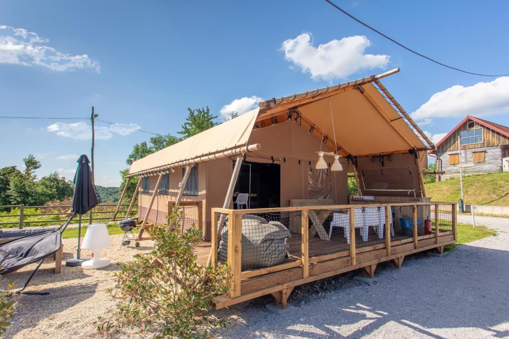 Lodge Holidays - Glamping Heart of Nature