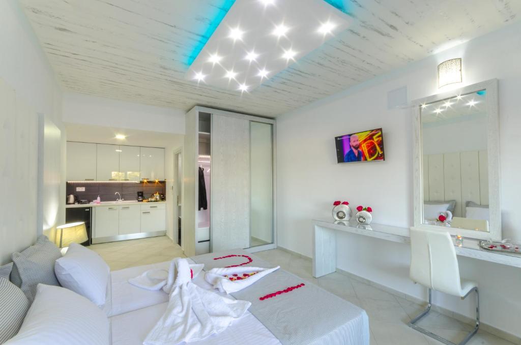 FTELIA LUXURY STUDIO ''QUATTRO'' photo 3