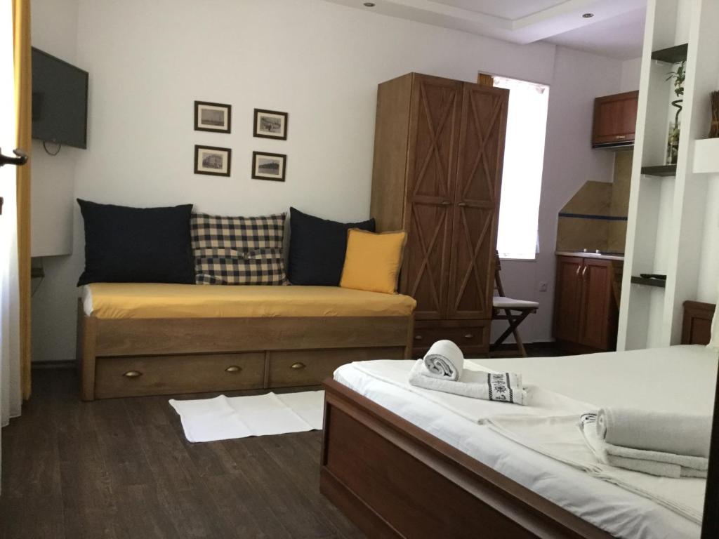 Студио (Номер-студио - Doctor Arshinkov Str.), Boutique Varna