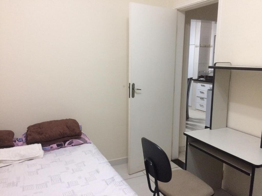 Casa Familiar em Campinas com 2 Quartos, 1 banheiro, 1 vaga para carro photo 3
