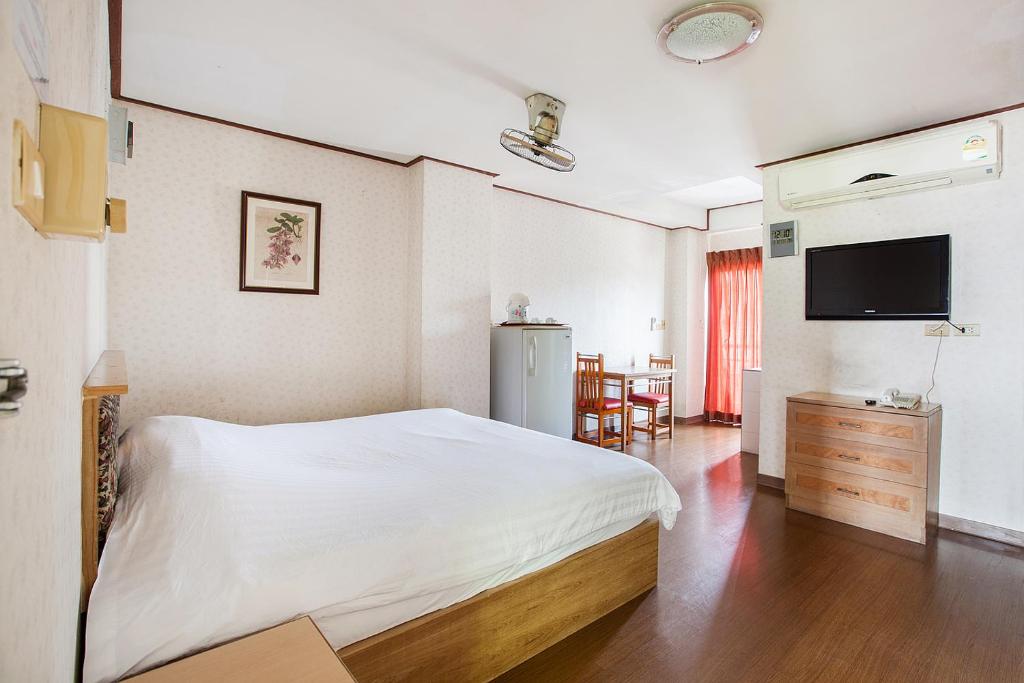 Двухместный (Улучшенный двухместный номер с 1 кроватью), Отель The Aiyapura Bangkok