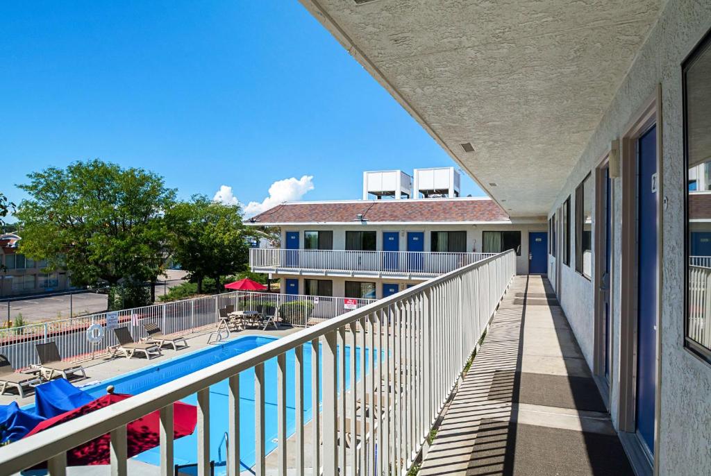 Motel 6-Pueblo, CO - I-25 photo 3