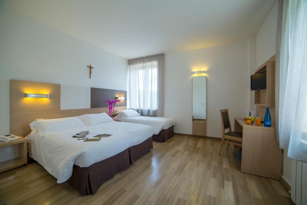 Hotel Delle Rose photo 1