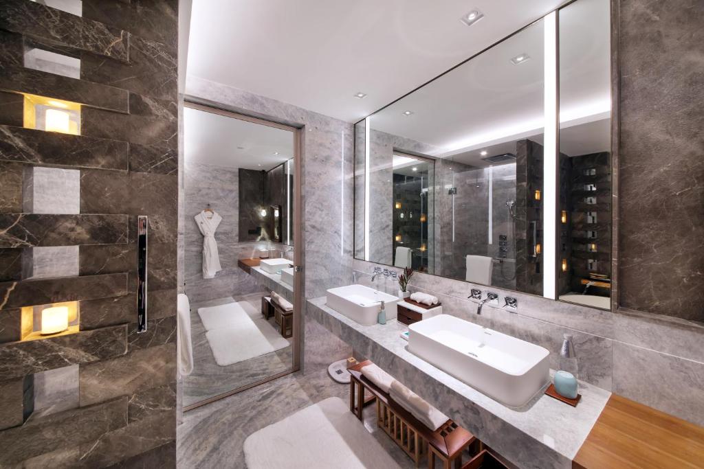 Двухместный (Номер бизнес-класса с кроватью размера «king-size»), The Anandi Hotel and SPA