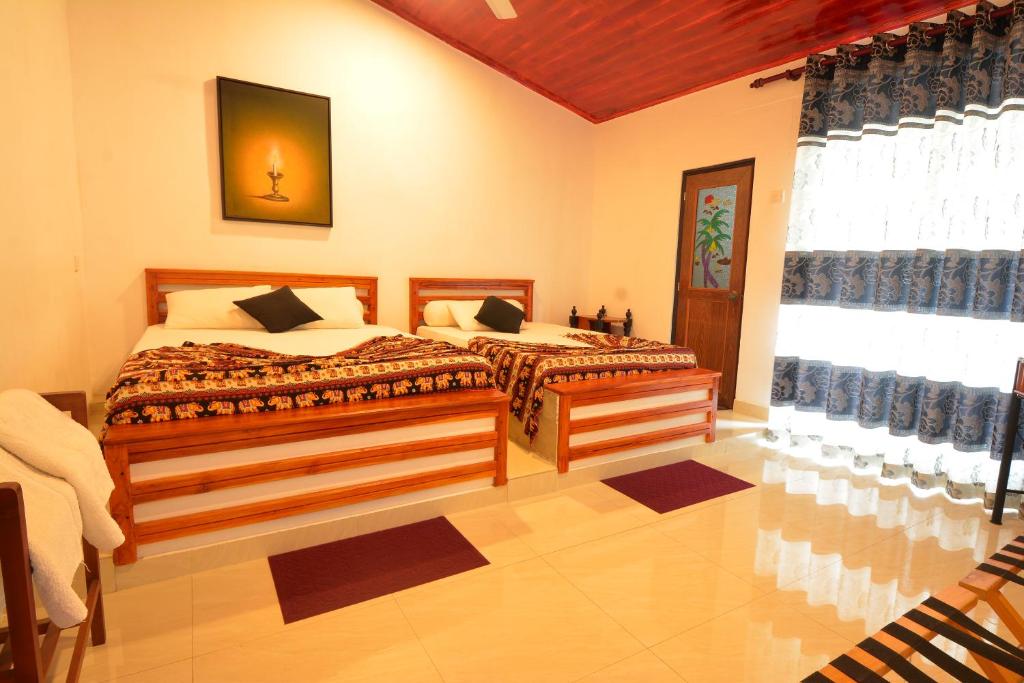 Двухместный (Улучшенный двухместный номер с 1 кроватью), Kandy Riverside Villa