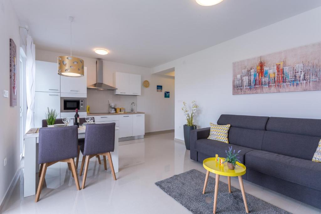 Apartment Elegance photo 1