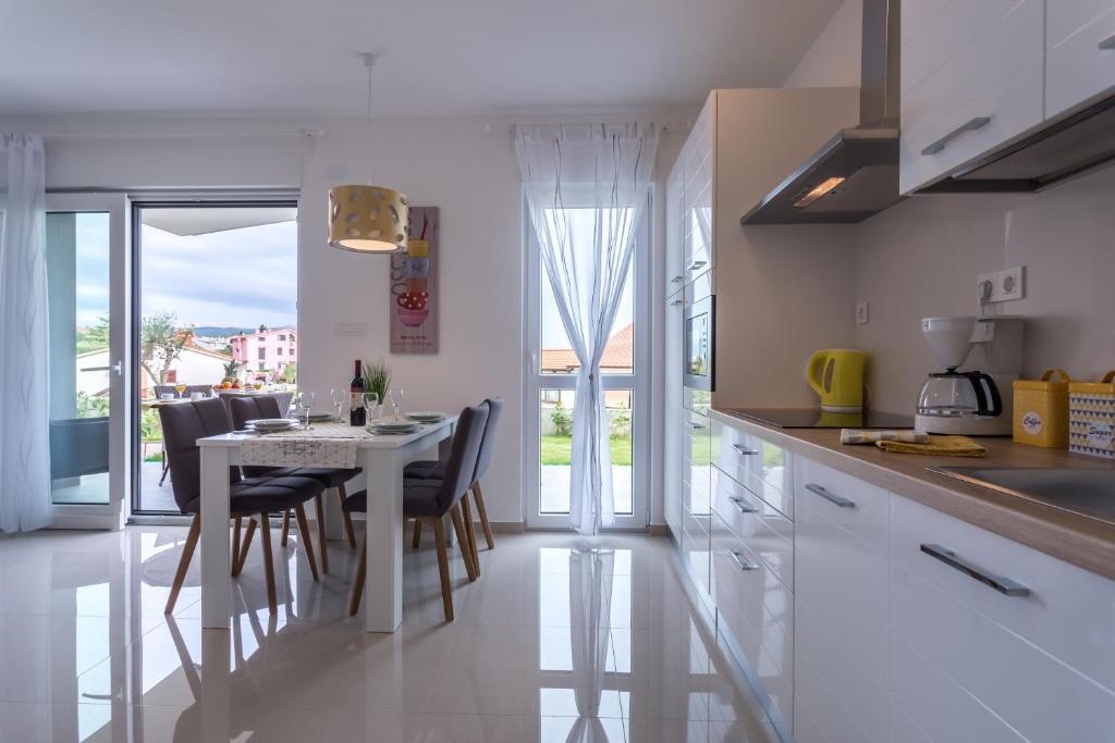Apartment Elegance photo 3