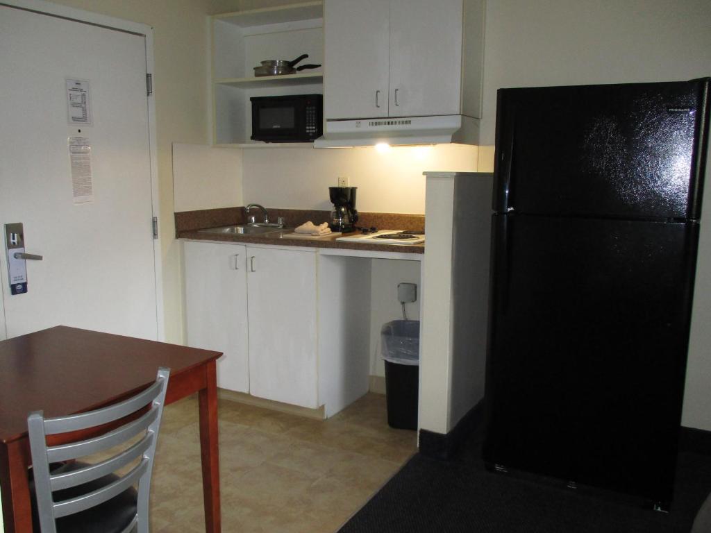 Motel 6-Richmond, VA - I-64 West photo 3