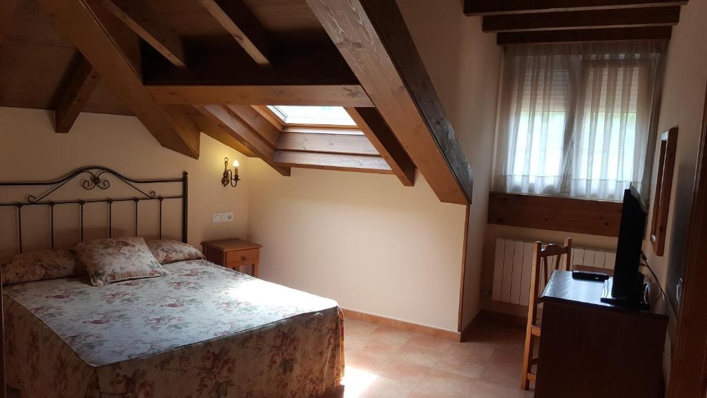 Hotel Naranjo De Bulnes photo 4