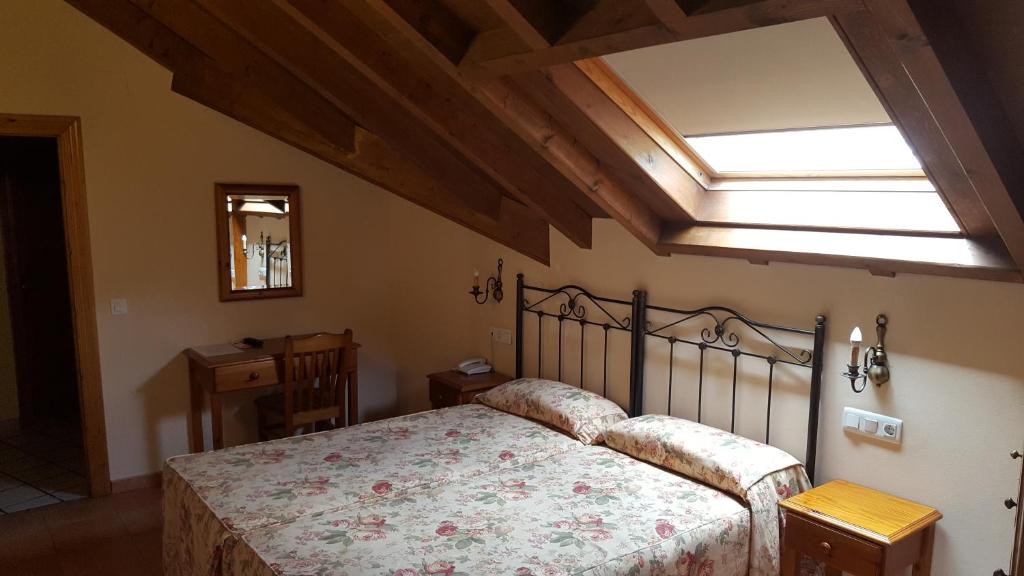 Hotel Naranjo De Bulnes photo 3
