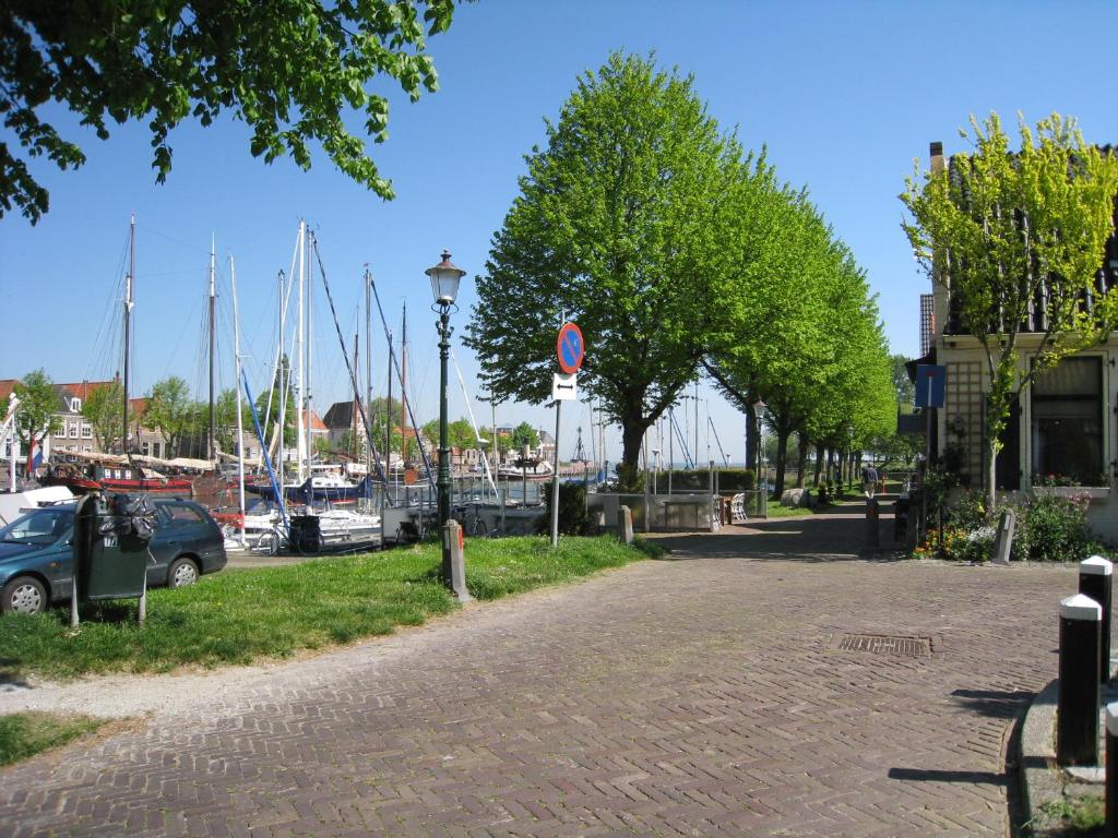Vissershuisje / old fishermans house photo 4