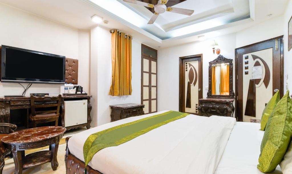 Двухместный (Двухместный номер Делюкс с 1 кроватью), Hotel Baljeet Lodge