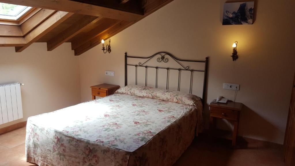 Hotel Naranjo De Bulnes photo 2