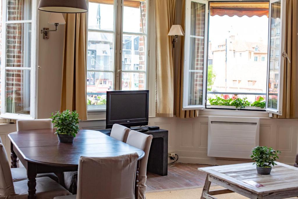 Appartement Vieux Bassin photo 3