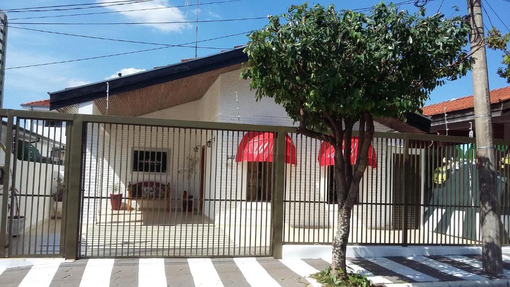 Casa Beatles Hostel Bauru photo 1