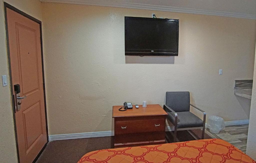 Двухместный (Номер с кроватью размера «queen-size»), Rosa Bell Motel - Los Angeles