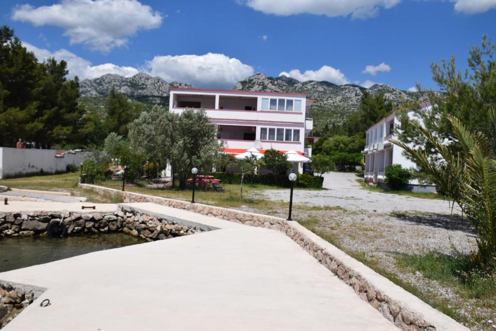 Apartments and BB Marko