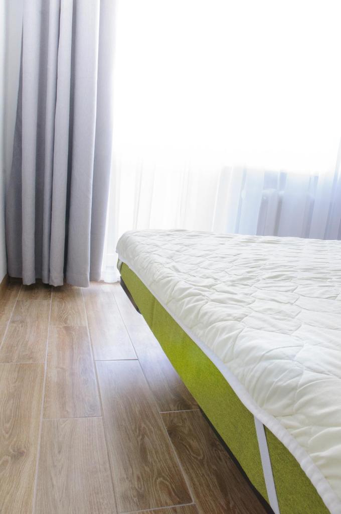 Scandinavian Poltava Apartments with 2 rooms, 3 beds 1 sofa photo 4