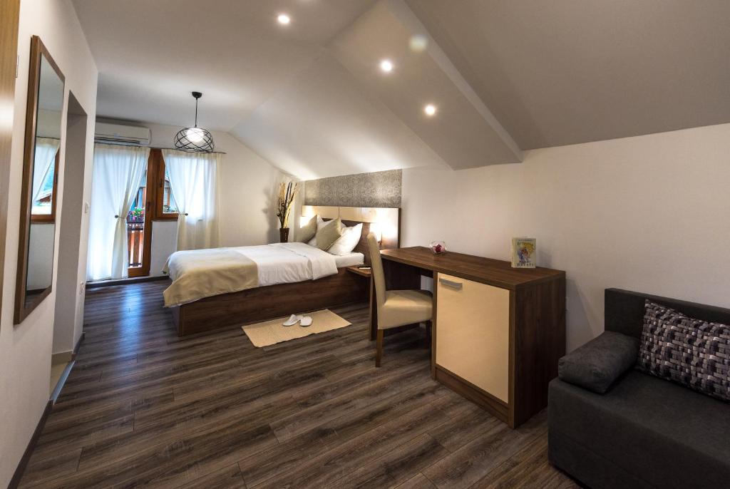 Guest House Vana photo 3