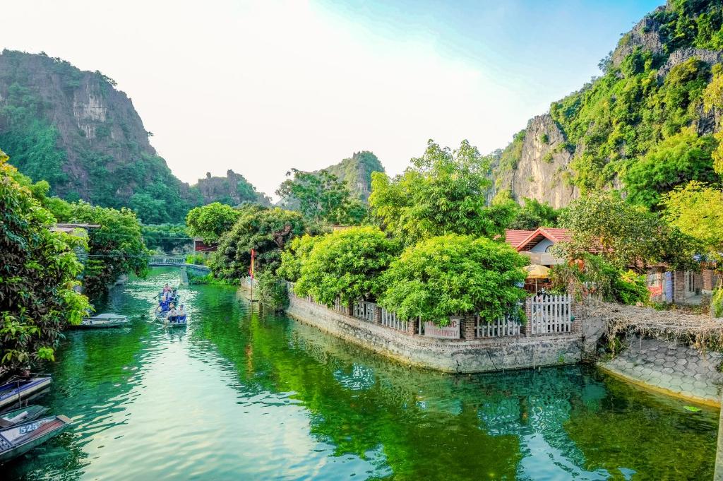 Tam Coc River View Homestay