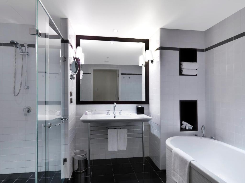 Amora Hotel Jamison Sydney photo 2