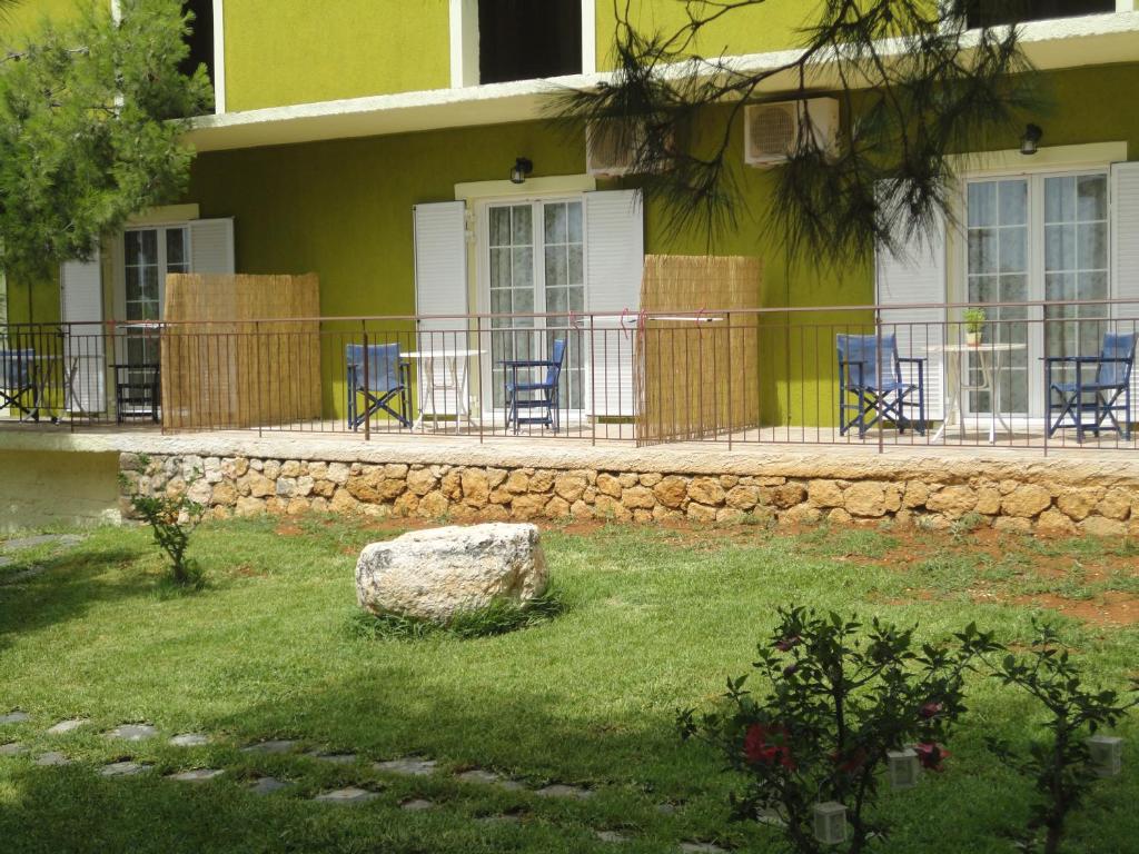 Yialos apartments photo 4