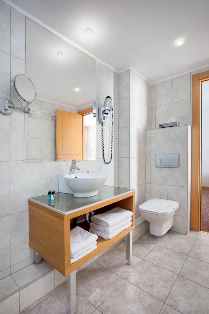 Сьюит (Полулюкс с балконом), Marmara Hotel Budapest