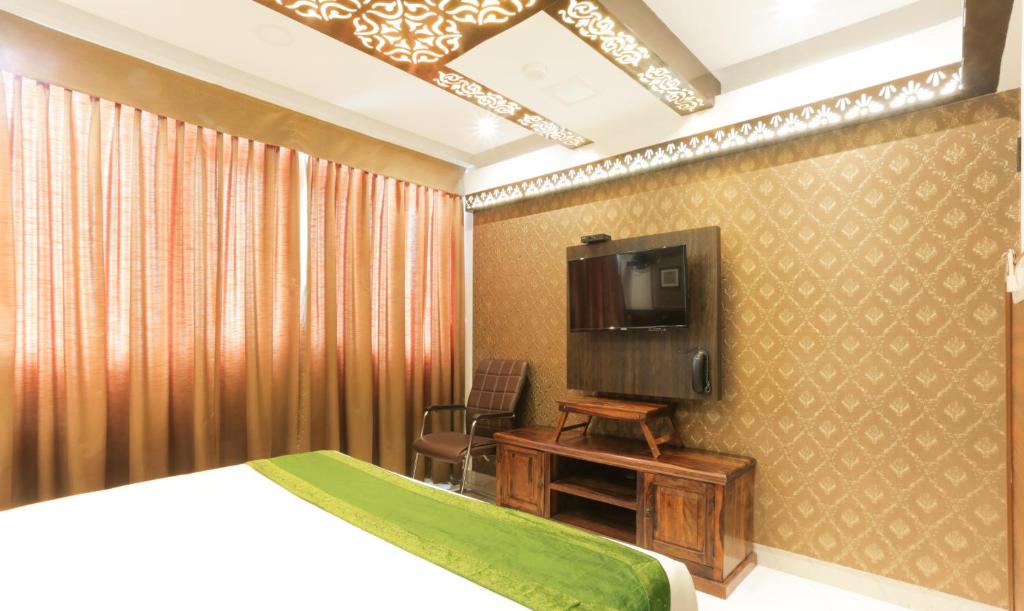 Двухместный (Стандартный двухместный номер с 1 кроватью), OYO 10395 Hotel Dvarka INN
